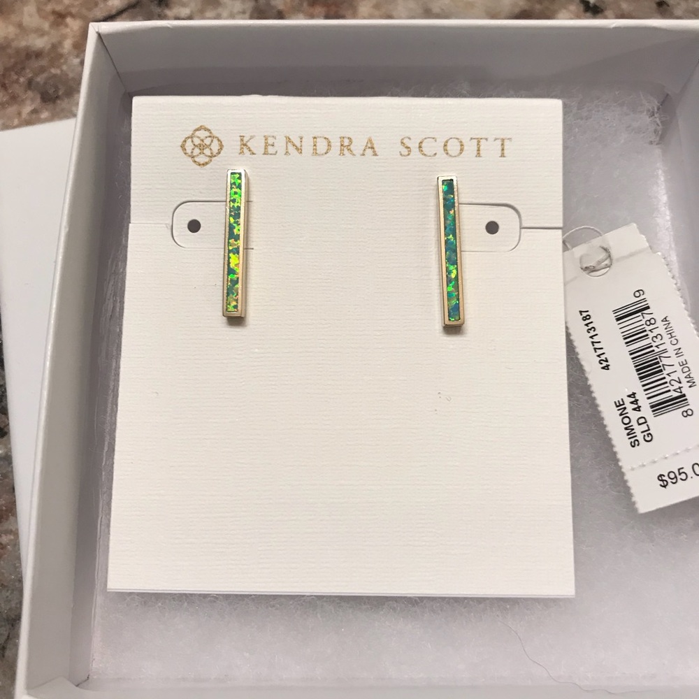 ❌SOLD❌ Kendra Scott Aqua Opal Simone Earrings
